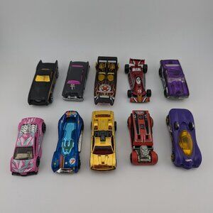 Bundle of 24 collectible diecast car - Hot wheels - Maisto